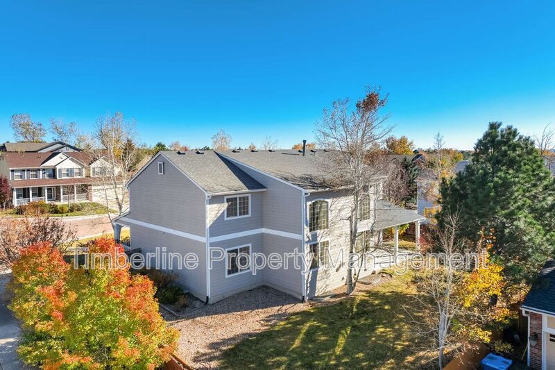 Fabulous....Large....5bd Plus Office Home in D20 Northgate/Falcons Nest Area property image