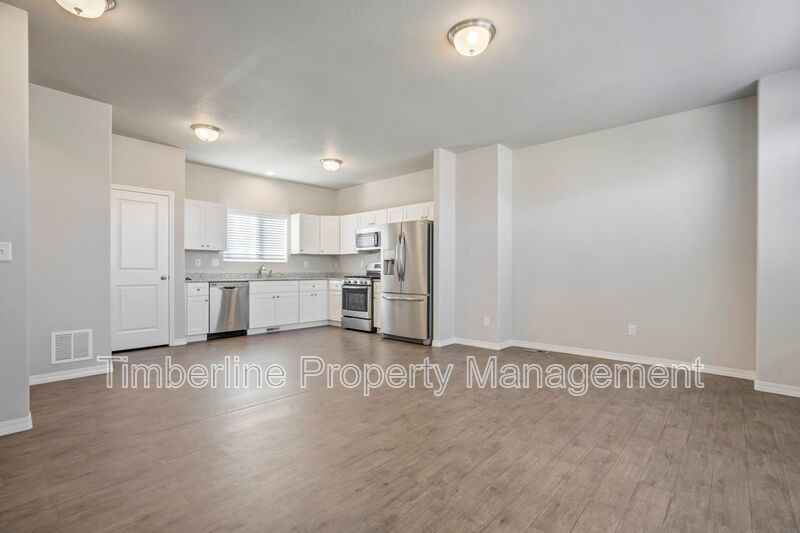 Modern 3bd Home Near Peterson AFB on Powers Corridor 6mos Lease Available property image