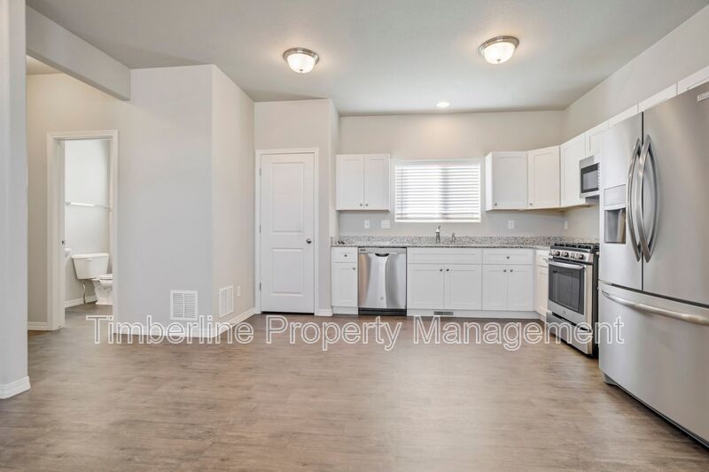 Modern 3bd Home Near Peterson AFB on Powers Corridor 6mos Lease Available property image