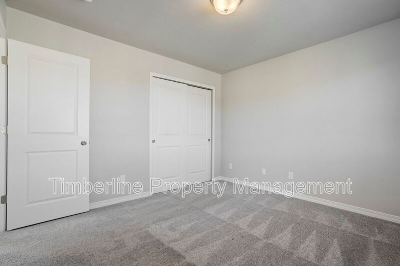 Modern 3bd Home Near Peterson AFB on Powers Corridor 6mos Lease Available property image