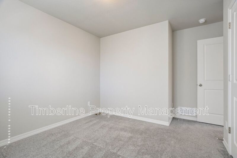 Modern 3bd Home Near Peterson AFB on Powers Corridor 6mos Lease Available property image