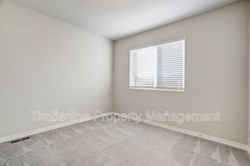 Modern 3bd Home Near Peterson AFB on Powers Corridor 6mos Lease Available property image