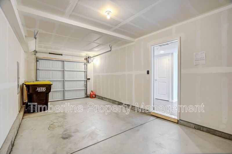 Modern 3bd Home Near Peterson AFB on Powers Corridor 6mos Lease Available property image