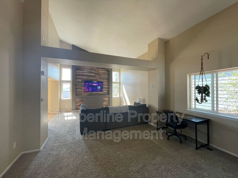 Open Concept 3 Bedroom Home in a Great Location property image