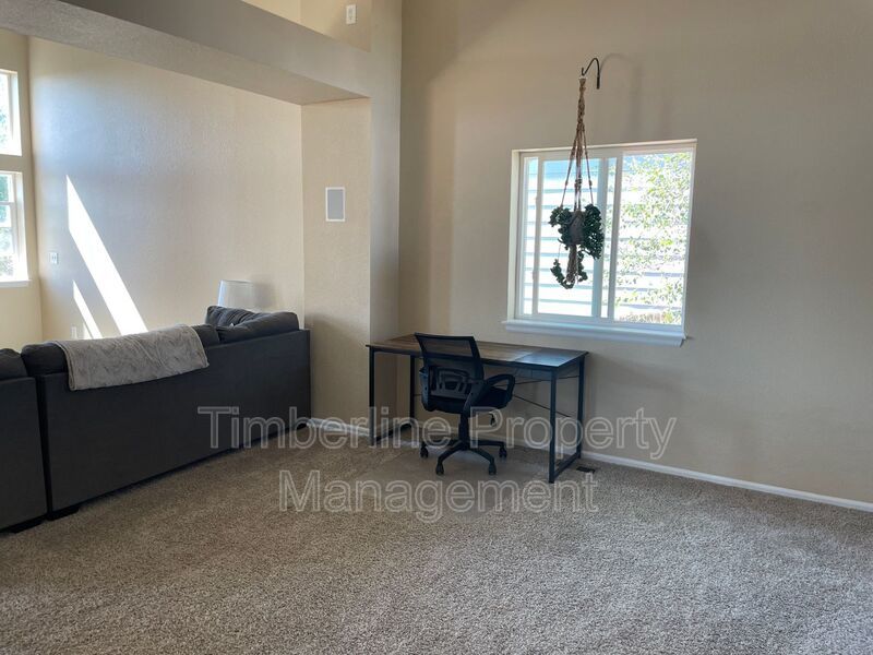 Open Concept 3 Bedroom Home in a Great Location property image