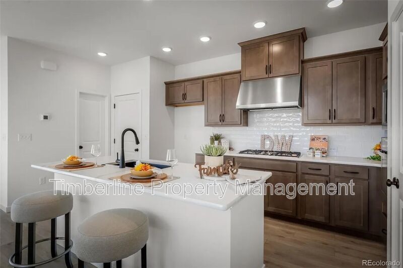 BRAND NEW 3 bedroom home in D20 property image