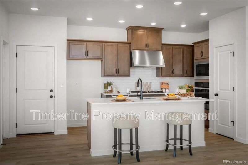 BRAND NEW 3 bedroom home in D20 property image