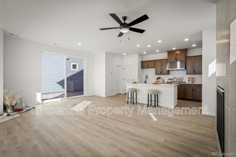 BRAND NEW 3 bedroom home in D20 property image