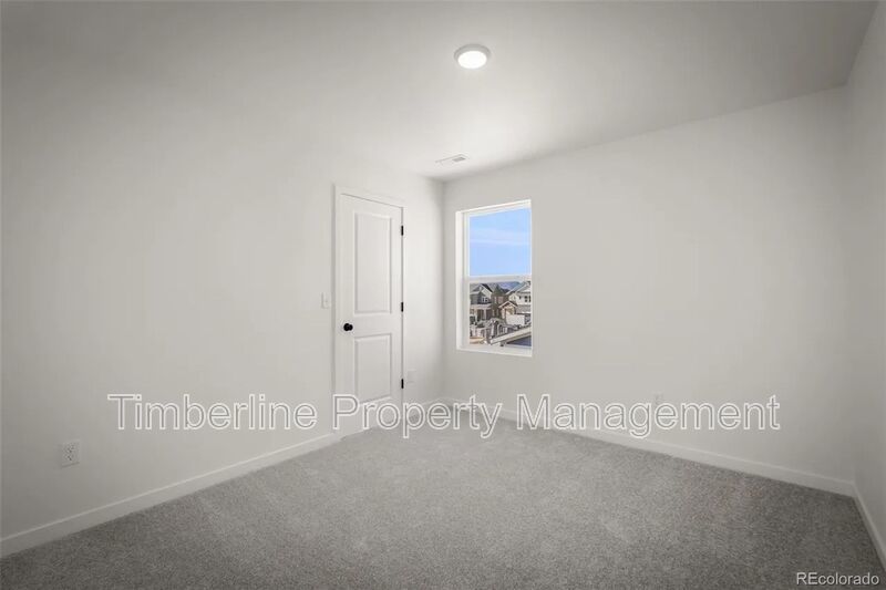 BRAND NEW 3 bedroom home in D20 property image