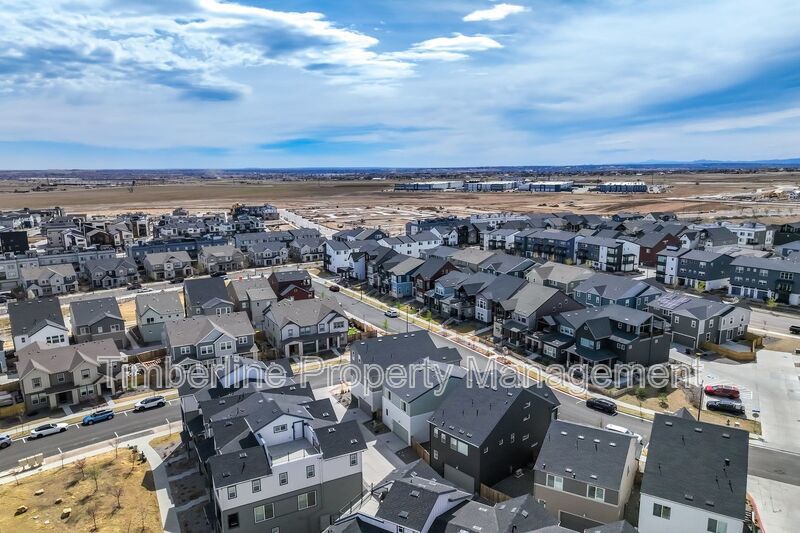 Newer 3bd Home in Broomfield Baseline Community property image