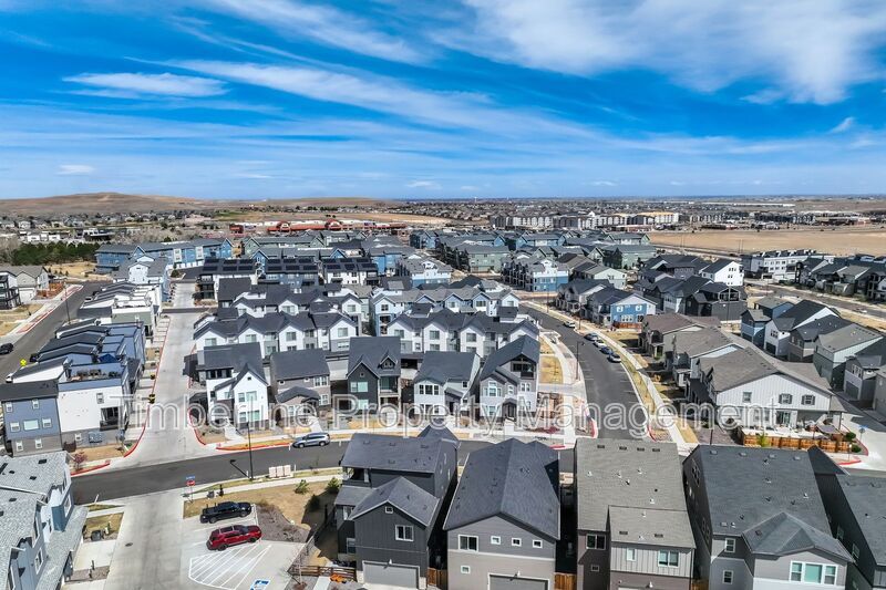 Newer 3bd Home in Broomfield Baseline Community property image