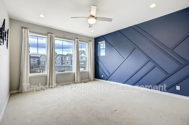 Newer 3bd Home in Broomfield Baseline Community property image