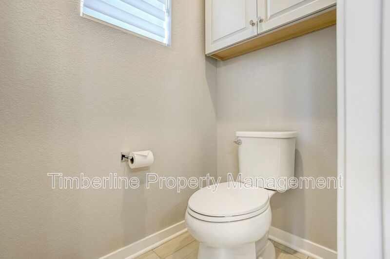 Newer 3bd Home in Broomfield Baseline Community property image