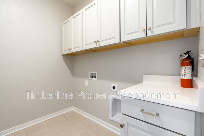 Newer 3bd Home in Broomfield Baseline Community property image