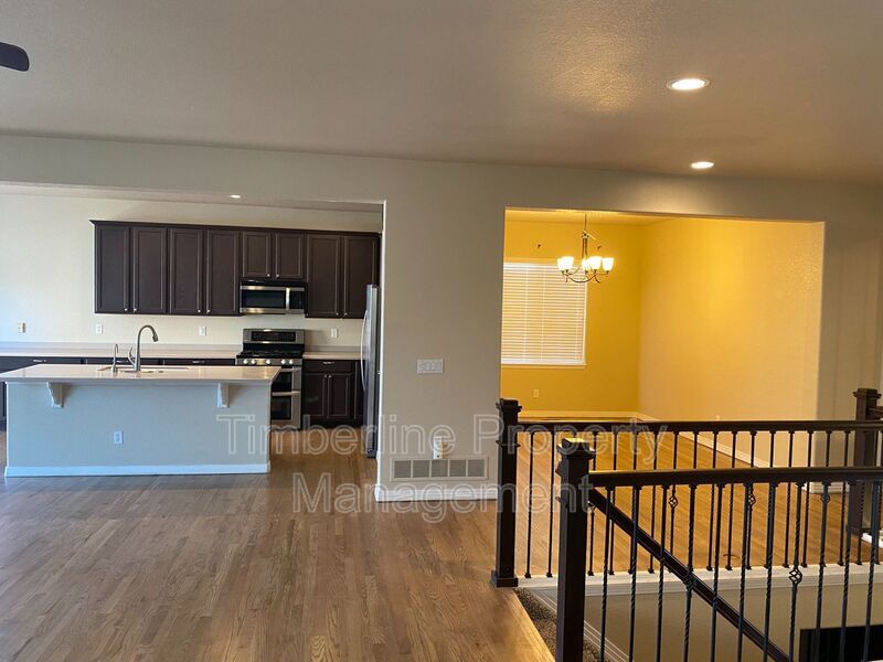 Large D20 6bd Ranch Style Home on Corner Lot....Fabulous North Location property image