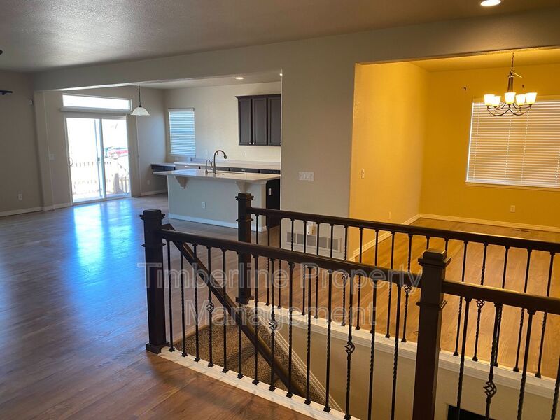 Large D20 6bd Ranch Style Home on Corner Lot....Fabulous North Location property image