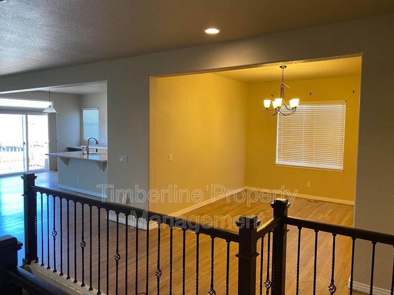 Large D20 6bd Ranch Style Home on Corner Lot....Fabulous North Location property image