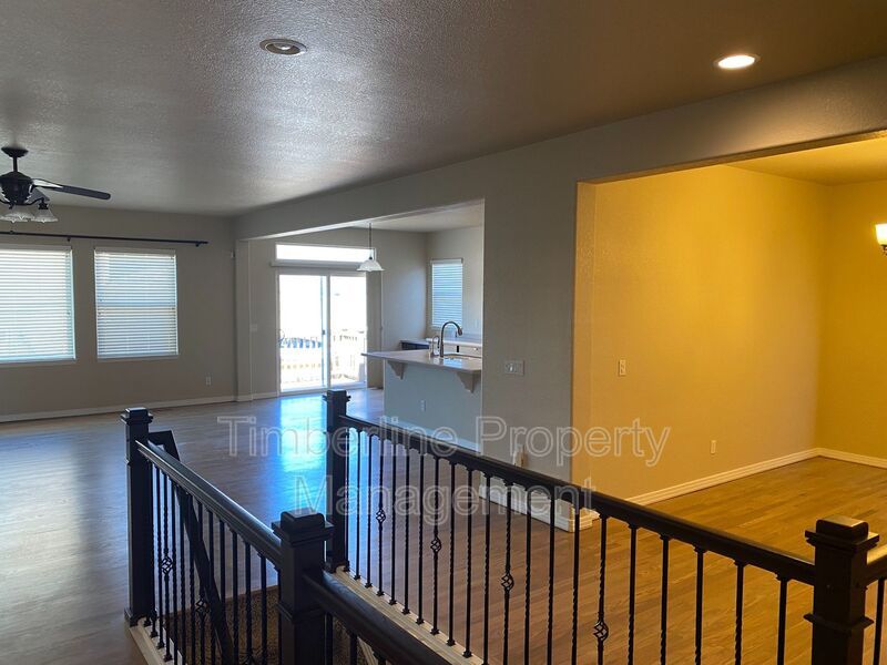 Large D20 6bd Ranch Style Home on Corner Lot....Fabulous North Location property image