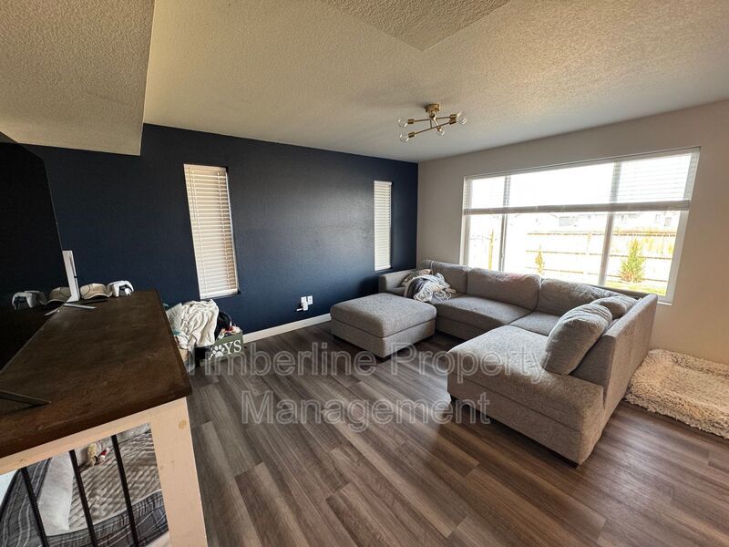 3 bedroom home near military bases and backs to a park! property image