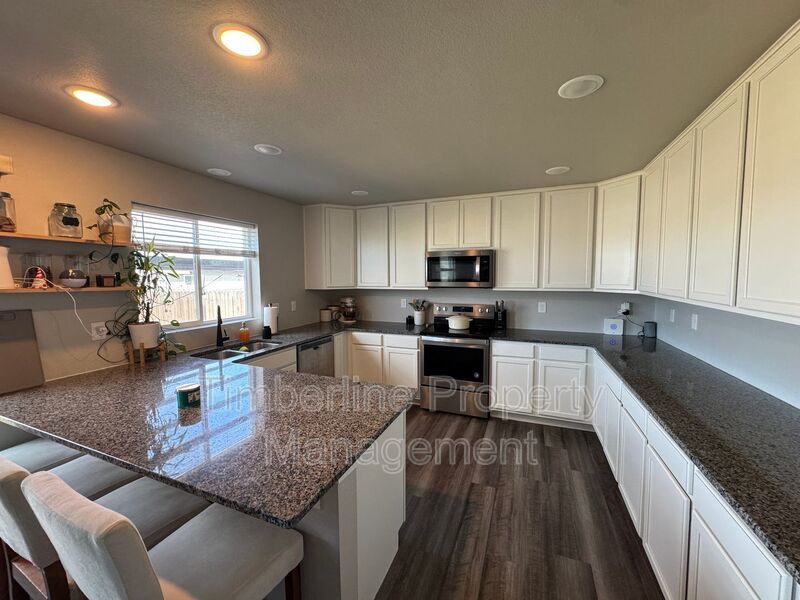 3 bedroom home near military bases and backs to a park! property image