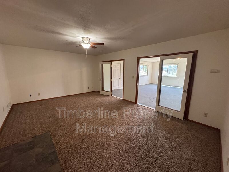 4bdrm Home in Black Forest with land and walking distance to school property image