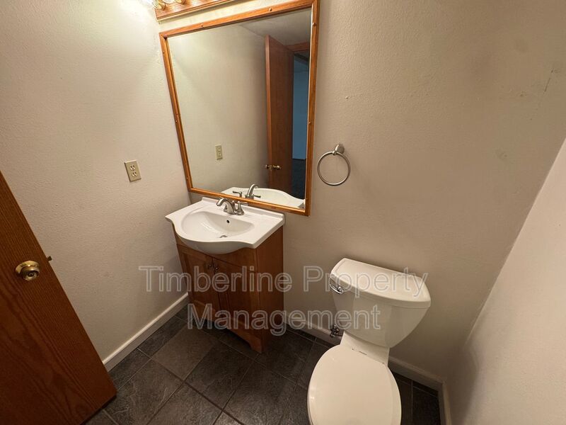 4bdrm Home in Black Forest with land and walking distance to school property image