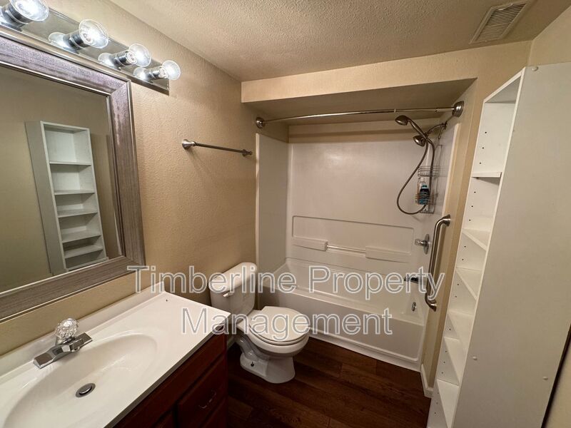 Ranch style home on 1/2 acre and RV parking!! property image