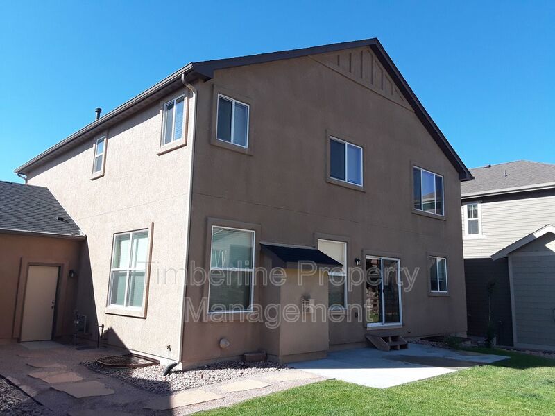 5-Bedroom Home in D20! property image