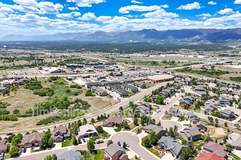 3bdrm Townhouse is Monument....Fabulous Location property image
