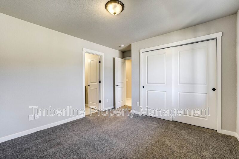 3 bedrooms 3.5 bathroom home, closet to Peterson AFB property image