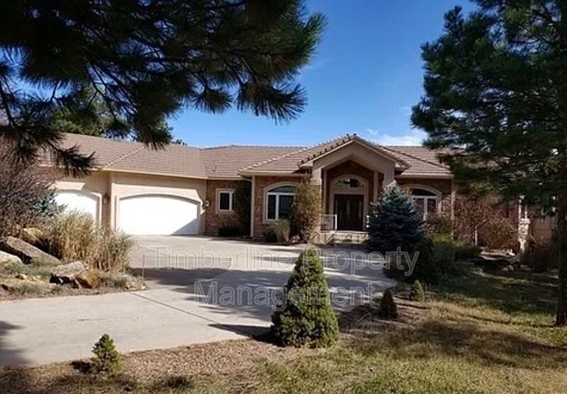 Gorgeous 3 bedroom in Monument on Large Lot! property image