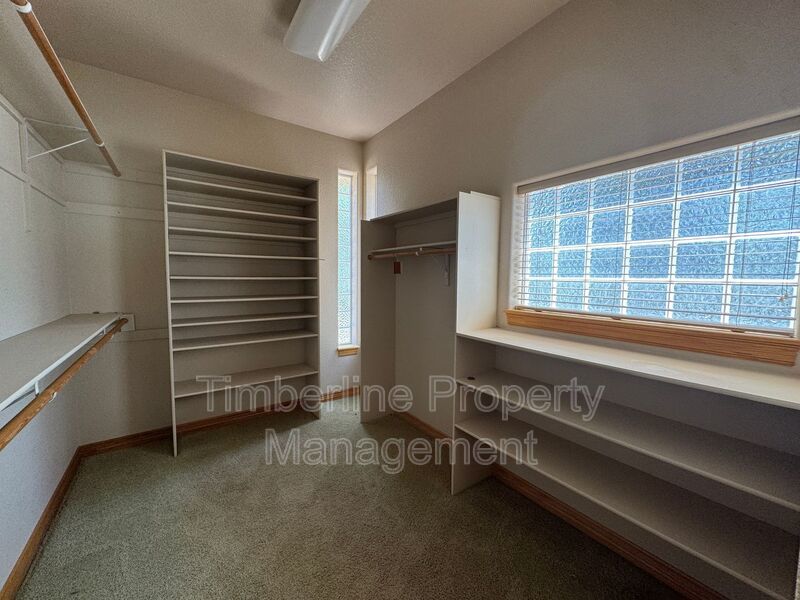 Gorgeous 3 bedroom in Monument on Large Lot! property image