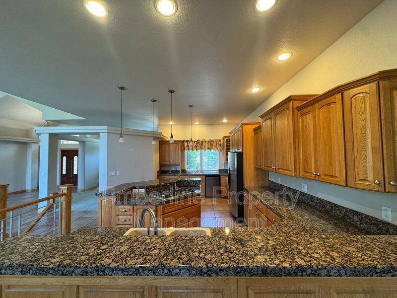 Gorgeous 3 bedroom in Monument on Large Lot! property image