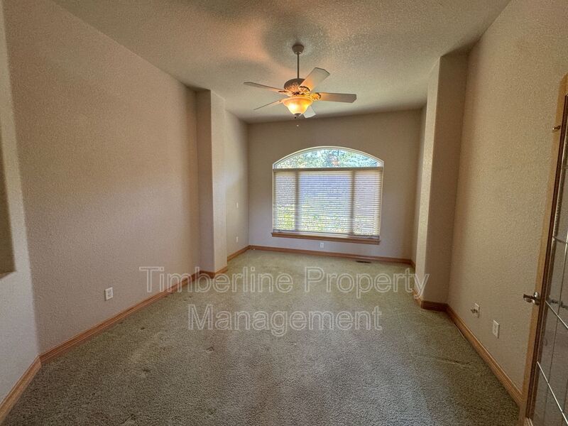 Gorgeous 3 bedroom in Monument on Large Lot! property image