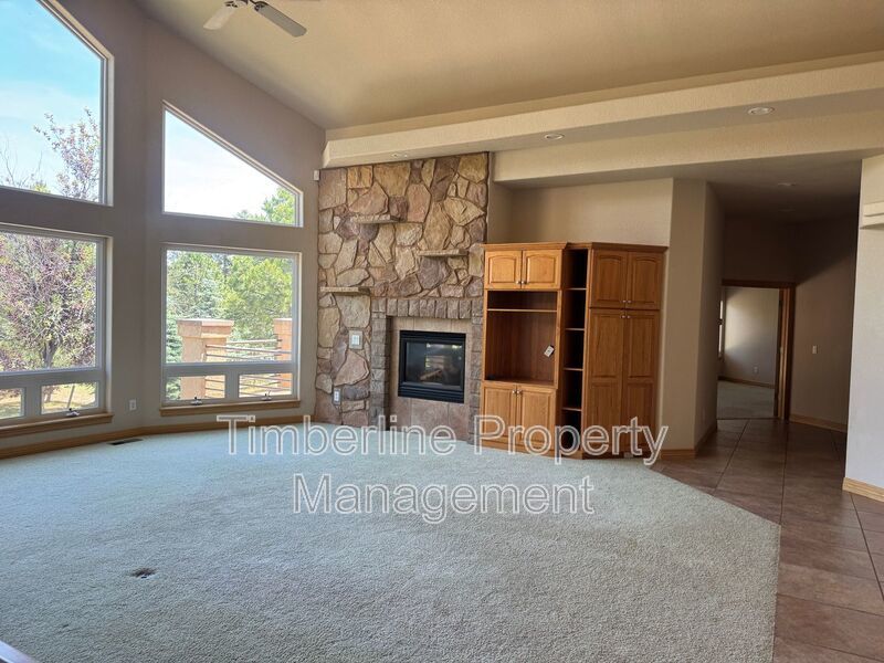 Gorgeous 3 bedroom in Monument on Large Lot! property image