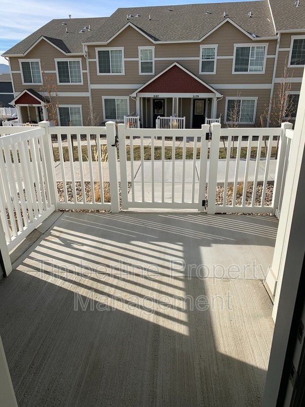 Newer 3bdrm Townhome, 2 car garage, Close to Town and Easy access to Ft. Carson property image