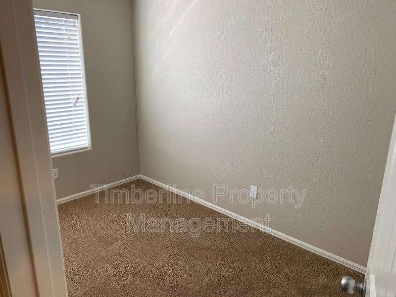 Newer 3bdrm Townhome, 2 car garage, Close to Town and Easy access to Ft. Carson property image