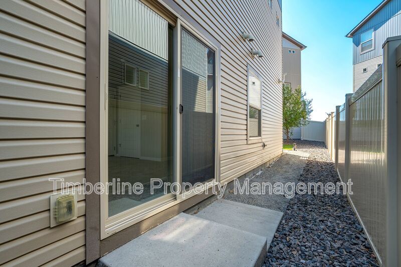 3bd Plus Office and Bonus Room in Banning Lewis Ranch...Maintenance Free Living property image