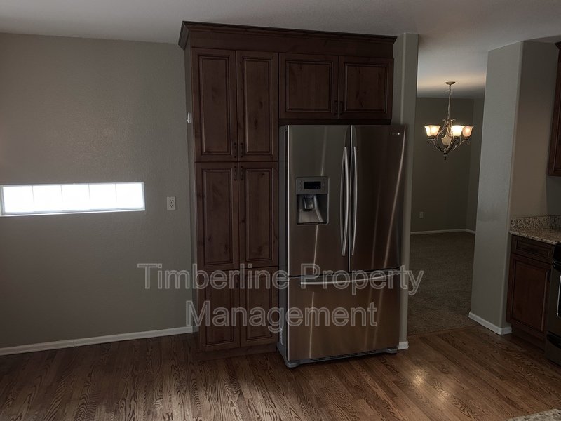 D20 4bdrm Plus Lofted Office or Play Area Near Pine Creek property image