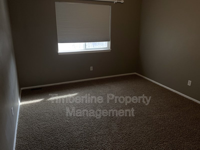 D20 4bdrm Plus Lofted Office or Play Area Near Pine Creek property image
