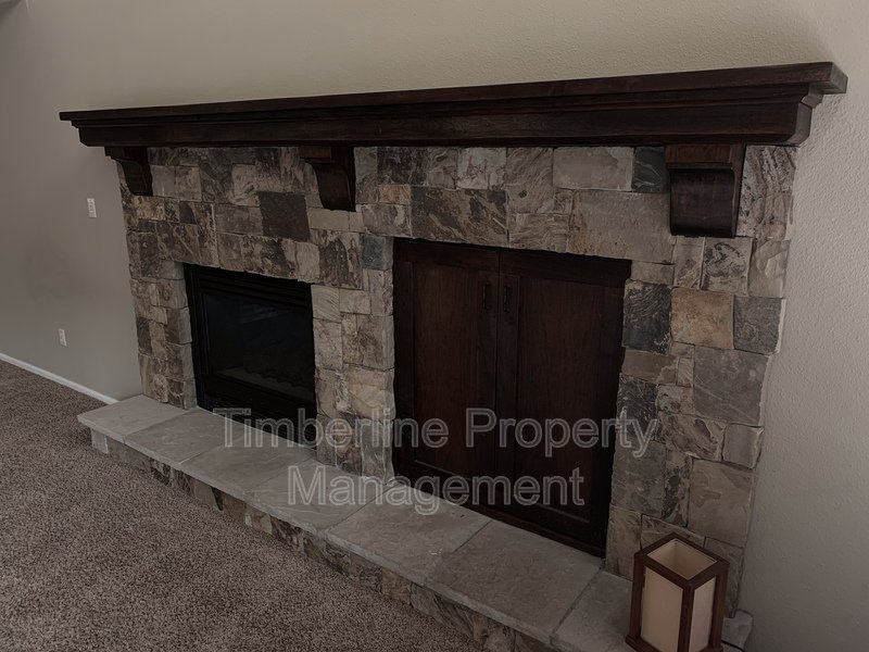 D20 4bdrm Plus Lofted Office or Play Area Near Pine Creek property image