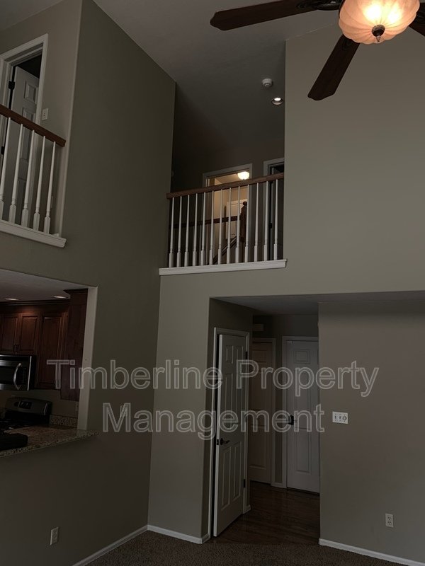 D20 4bdrm Plus Lofted Office or Play Area Near Pine Creek property image