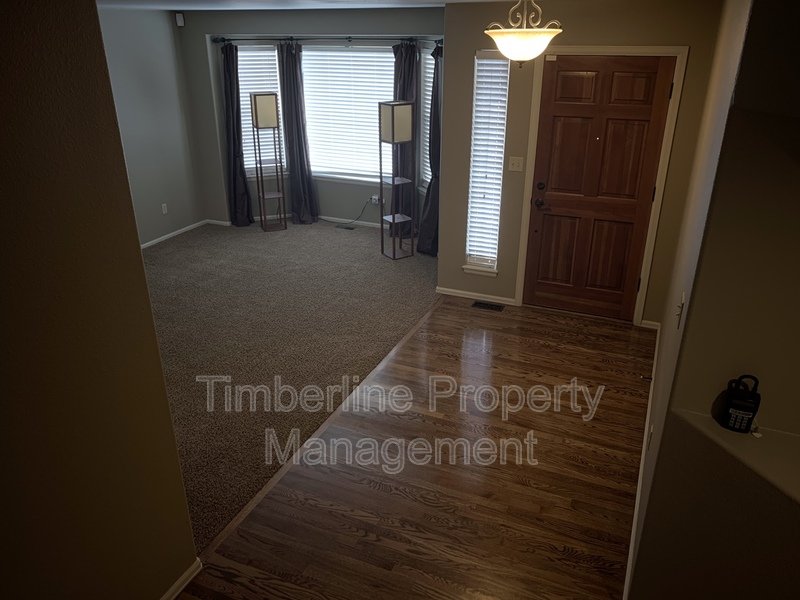 D20 4bdrm Plus Lofted Office or Play Area Near Pine Creek property image
