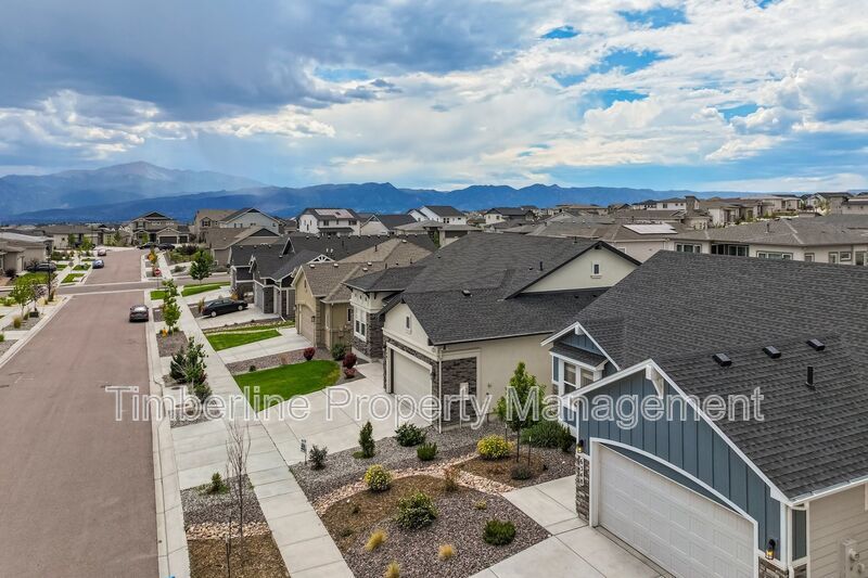 Stunning 4 bedroom home in Wolf Ranch! property image