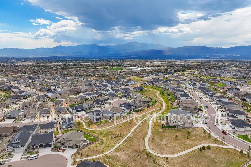 Stunning 4 bedroom home in Wolf Ranch! property image