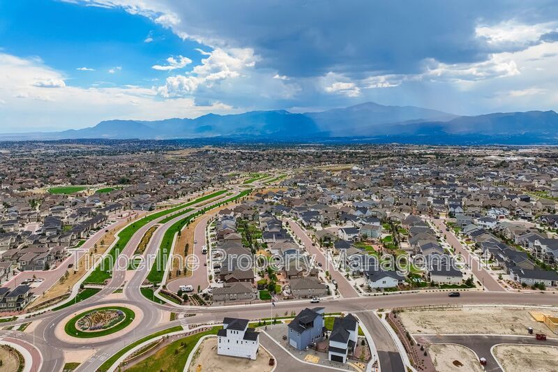 Stunning 4 bedroom home in Wolf Ranch! property image