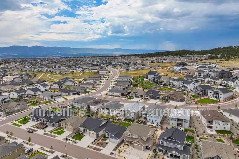 Stunning 4 bedroom home in Wolf Ranch! property image