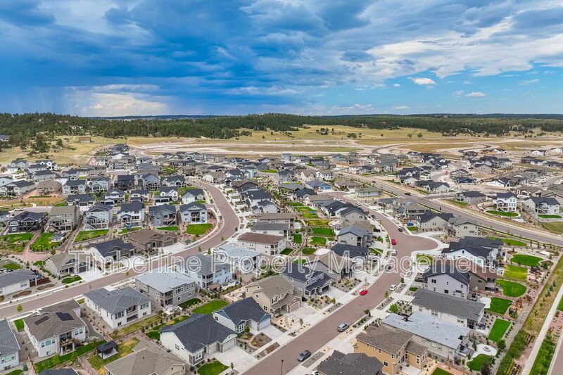 Stunning 4 bedroom home in Wolf Ranch! property image