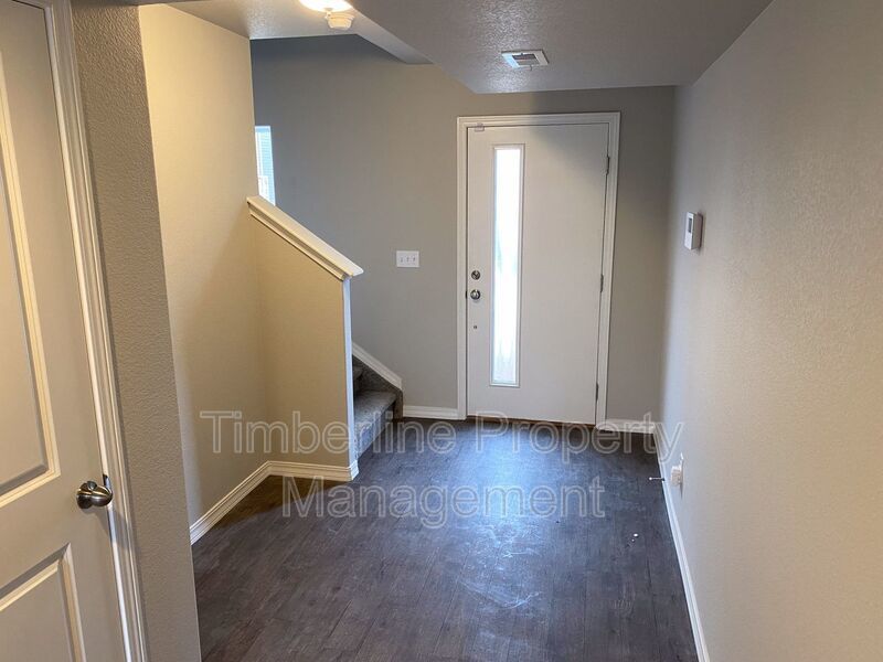 3bd Home In Great Location Close to Everything property image
