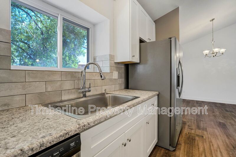 Updated 3 Bedroom plus office near Pulpit Rock! property image
